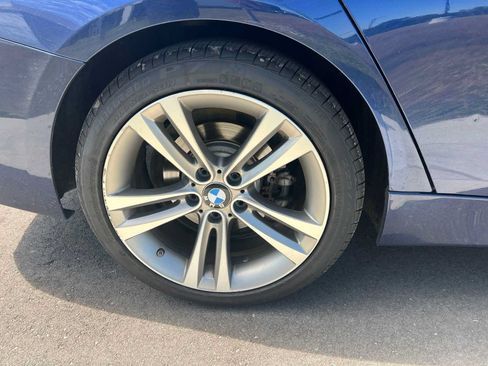 Used 2018 BMW 330i xDrive Wagon AWD/4WD image 21