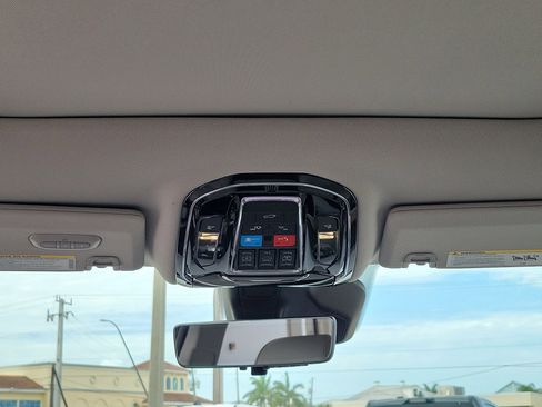 Used 2023 Jeep Grand Cherokee L Summit w/ Advanced Protech Group IV AWD/4WD image 20