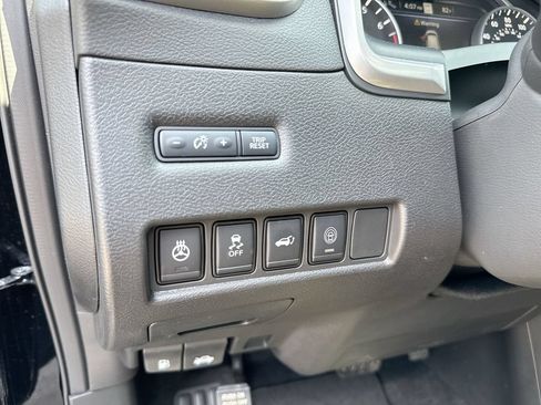 Used 2023 Nissan Murano Platinum w/ Cargo Package AWD/4WD image 19