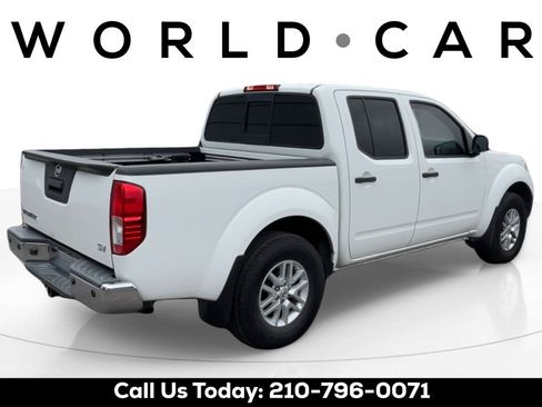 Used 2018 Nissan Frontier SV w/ Value Truck Package RWD image 8