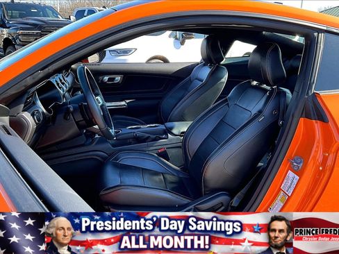 Used 2021 Ford Mustang GT Premium w/ Equipment Group 401A image 20