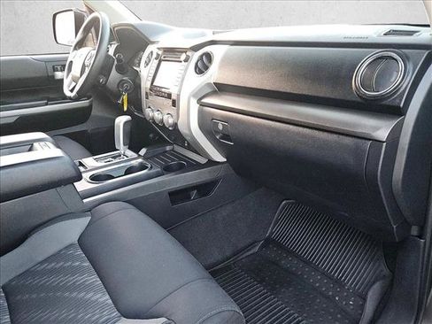 Used 2018 Toyota Tundra SR5 w/ SR5 Upgrade Package RWD image 21