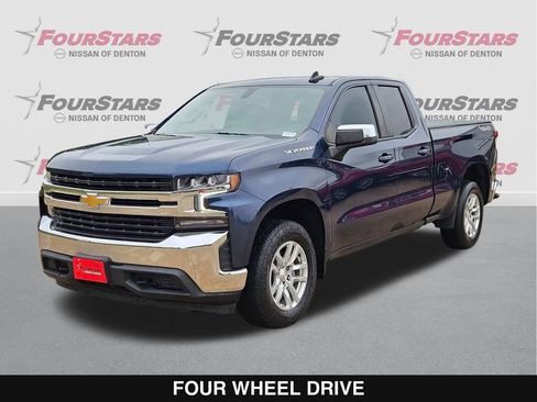 Used 2021 Chevrolet Silverado 1500 LT w/ Convenience Package II AWD/4WD image 9