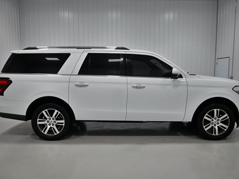 Used 2022 Ford Expedition Max Limited AWD/4WD image 43