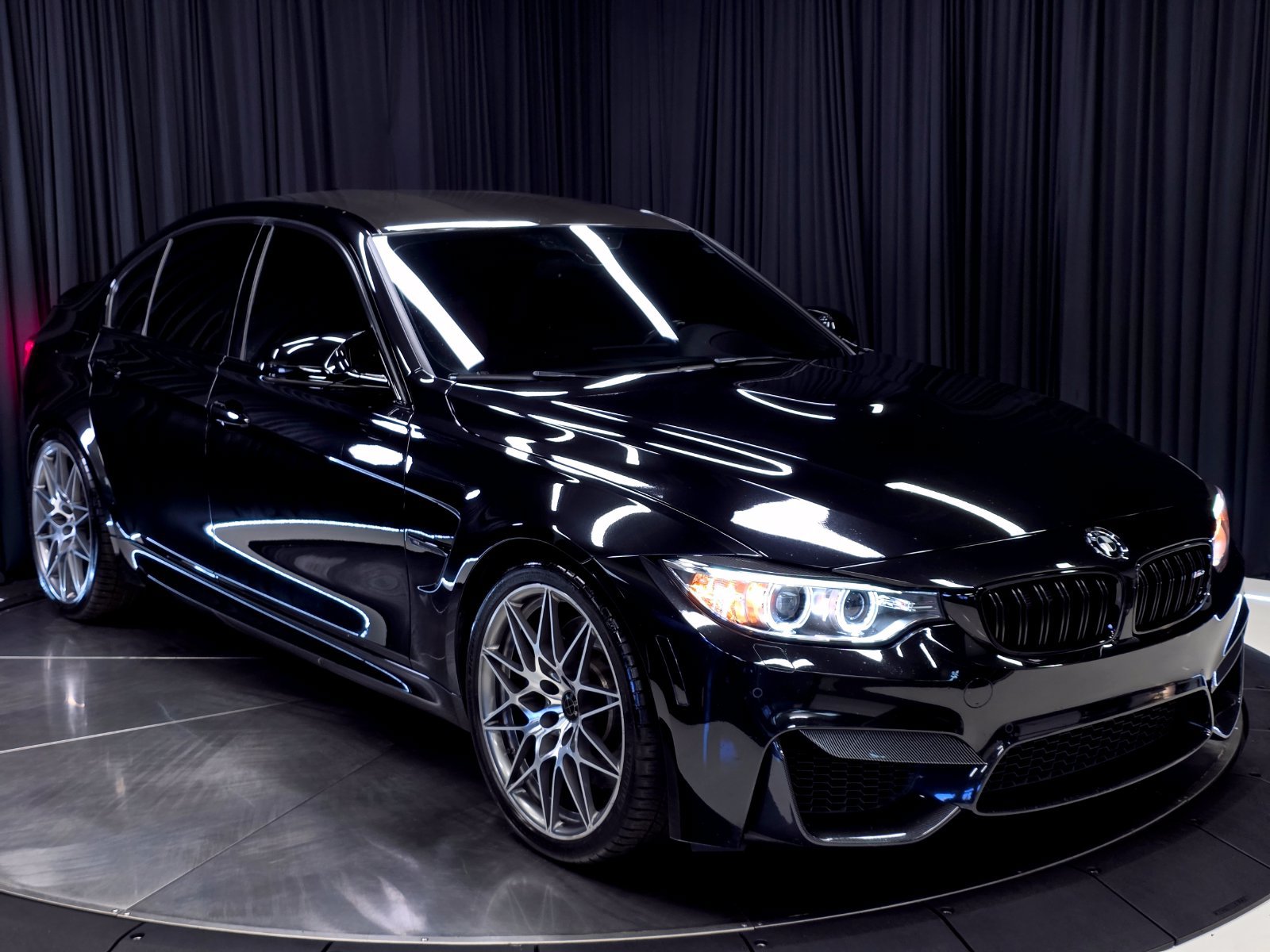 Used 2017 BMW M3 RWD image 56