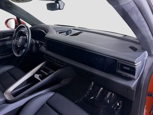 New 2024 Porsche Macan Turbo Electric image 31