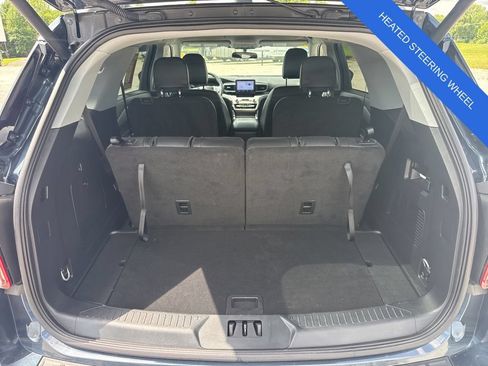 Used 2023 Ford Explorer XLT w/ Equipment Group 202A AWD/4WD image 13