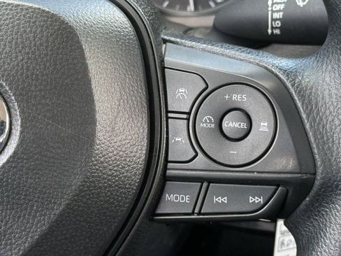 Used 2024 Toyota Corolla LE FWD image 15