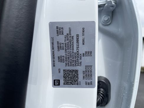 New 2025 GMC Canyon AT4 w/ AT4X Package AWD/4WD image 70