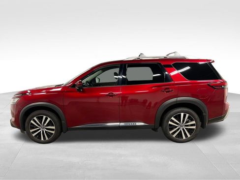Used 2023 Nissan Pathfinder Platinum AWD/4WD image 6