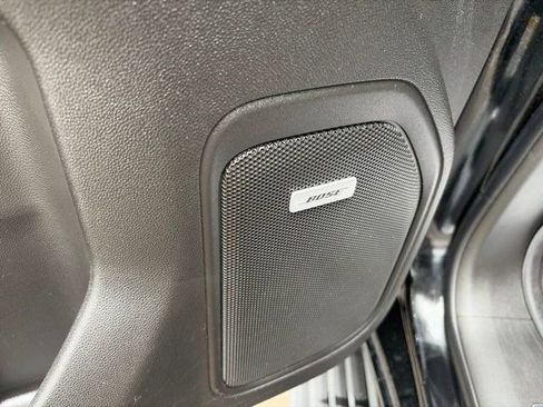 Used 2022 Chevrolet Silverado 2500 High Country w/ Technology Package AWD/4WD image 13
