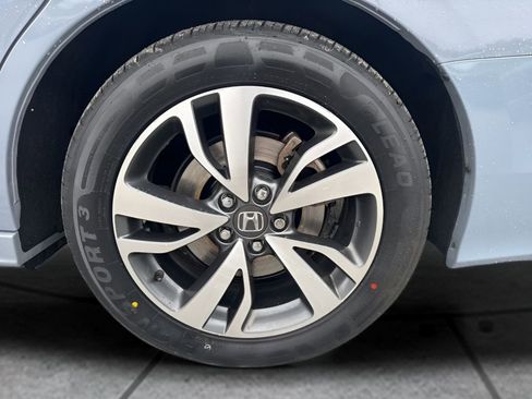 Used 2023 Honda Odyssey Touring image 34
