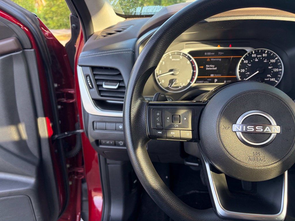 Certified 2023 Nissan Rogue SV AWD/4WD image 16