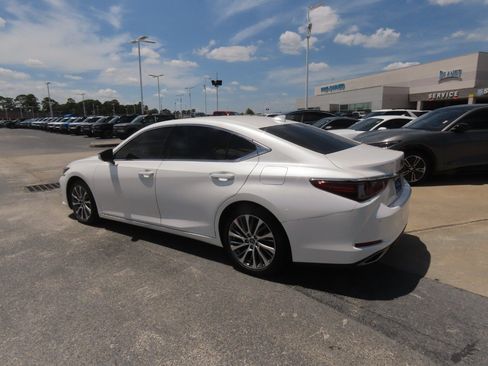 Used 2020 Lexus ES 350 w/ Premium Package FWD image 13