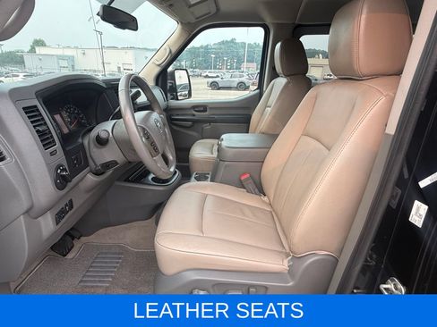 Used 2019 Nissan NV 3500 SL RWD image 16