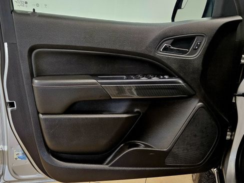 Used 2016 GMC Canyon SLE w/ All Terrain Package image 12