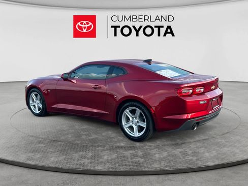 Used 2023 Chevrolet Camaro LT RWD image 3