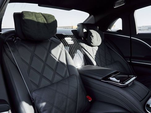 Used 2023 Mercedes-Benz Maybach S 680 4MATIC image 41