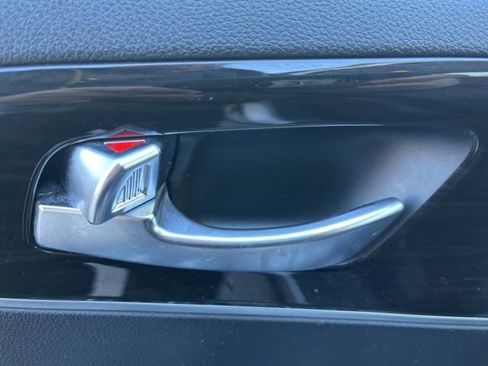 Used 2020 Kia Sorento LX w/ LX I4 Convenience Package image 5