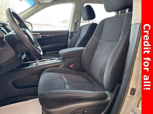 Used 2013 Nissan Pathfinder SV image 4