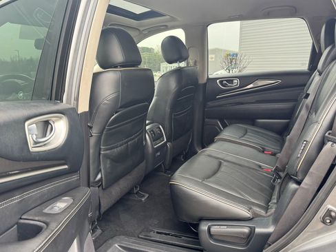 Used 2020 INFINITI QX60 Luxe w/ Essential Package image 17