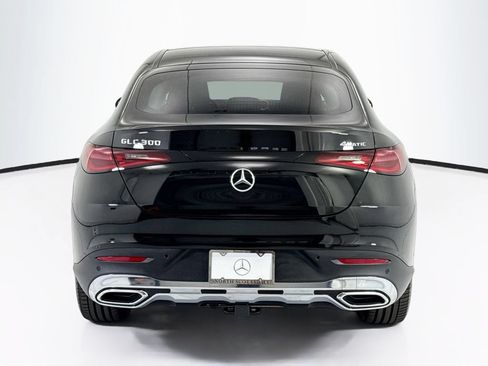 Certified 2025 Mercedes-Benz GLC 300 4MATIC image 6