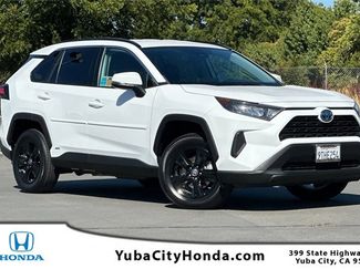 Used 2022 Toyota RAV4 LE image 1