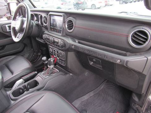 Used 2020 Jeep Wrangler Unlimited Rubicon w/ Quick Order Package 28Y Recon AWD/4WD image 13