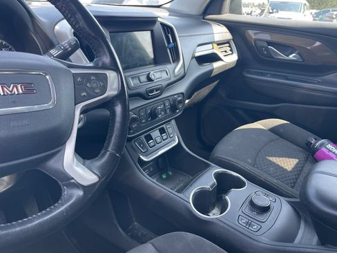 Used 2018 GMC Terrain SLE w/ Driver Convenience Package FWD image 11