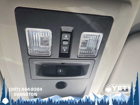 Used 2018 RAM 2500 Laramie w/ Off Road Package AWD/4WD image 33