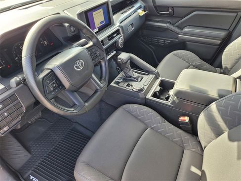 New 2025 Toyota Tacoma SR5 image 7
