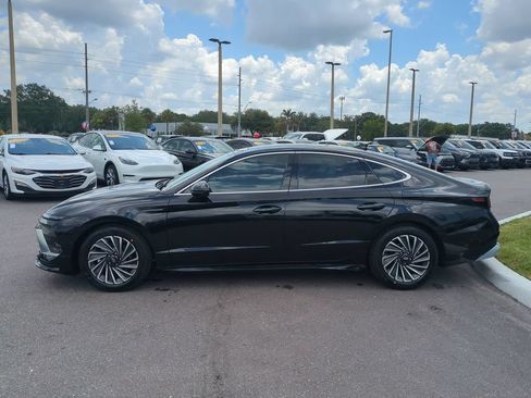 New 2026 Hyundai Sonata Limited FWD image 8