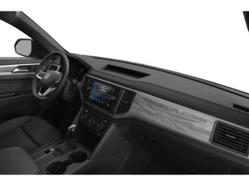Used 2021 Volkswagen Atlas Cross Sport SE FWD image 18