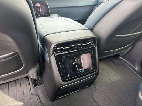 Certified 2025 Cadillac Escalade IQ Luxury 2 w/ LPO, Premium Carpet Package AWD/4WD image 16