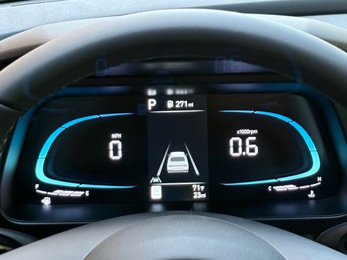 New 2026 Hyundai Elantra Sport FWD image 36