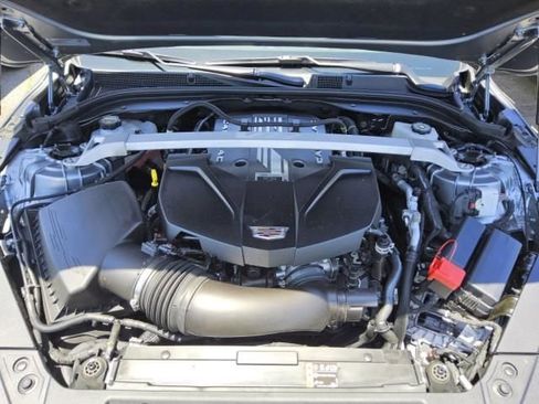 Used 2025 Cadillac CT5 V Blackwing w/ Parking Package RWD image 10