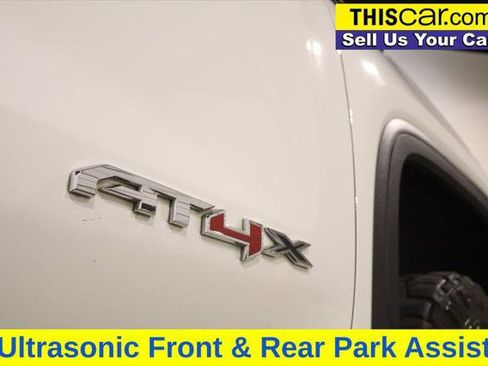 Used 2022 GMC Sierra 1500 AT4X image 32