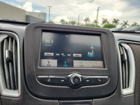 Used 2018 Chevrolet Malibu LS FWD image 26
