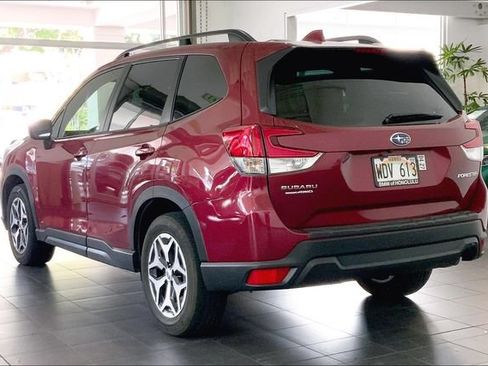 Used 2021 Subaru Forester Premium AWD/4WD image 5