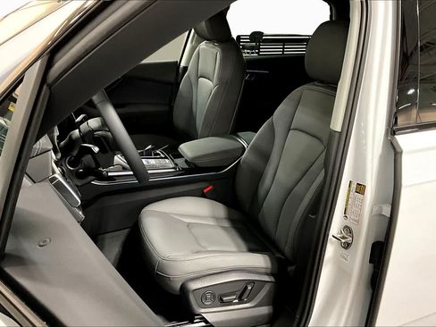 New 2026 Audi Q7 2.0T Premium AWD/4WD image 9