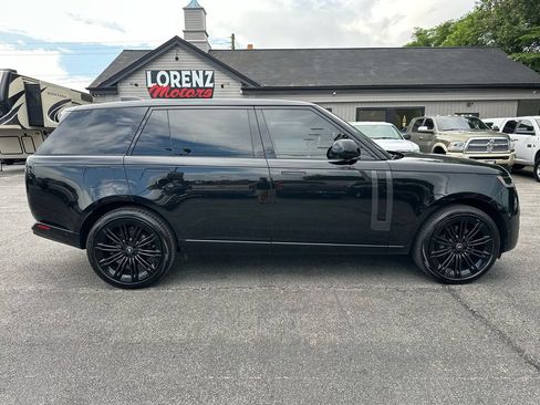 Used 2023 Land Rover Range Rover Long Wheelbase SE AWD/4WD image 5