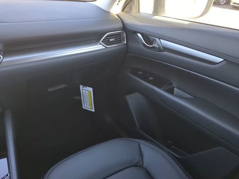 New 2025 MAZDA CX-5 AWD 2.5 S w/ Preferred Package image 16