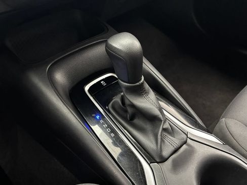 Used 2024 Toyota Corolla LE FWD image 18