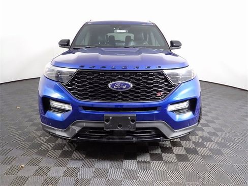 Used 2020 Ford Explorer ST w/ ST High-Performance Pack image 9