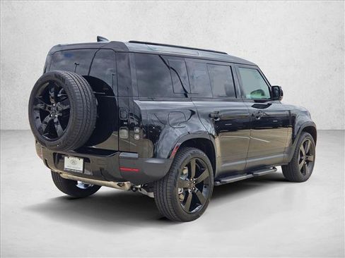 Used 2026 Land Rover Defender 110 S AWD/4WD image 2