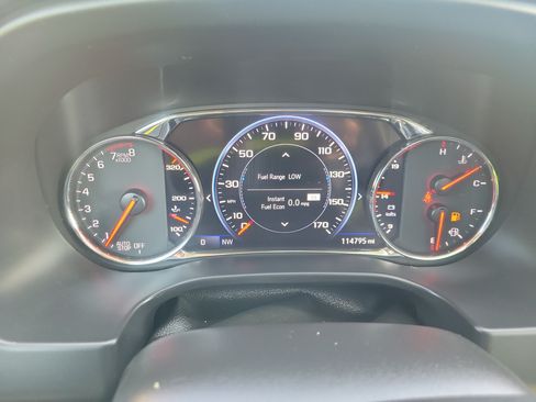 Used 2021 GMC Acadia Denali w/ Denali Ultimate Package AWD/4WD image 23