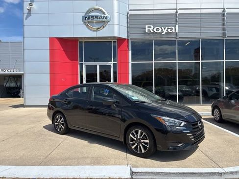Used 2025 Nissan Versa S w/ S Plus Package image 1