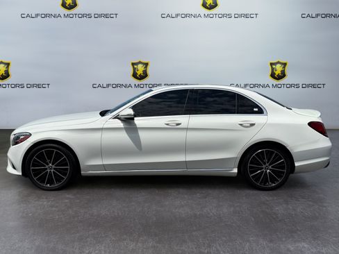 Used 2019 Mercedes-Benz C 300 Sedan image 2
