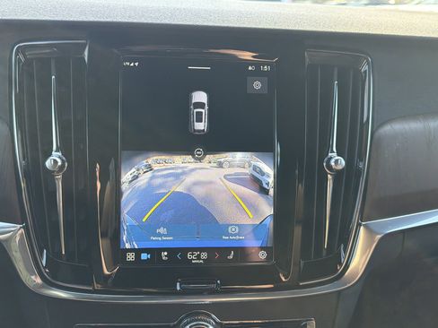 Certified 2022 Volvo V90 B6 Cross Country image 59