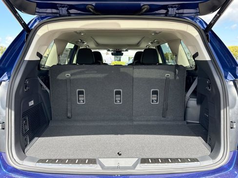 New 2026 Subaru Ascent Limited image 12